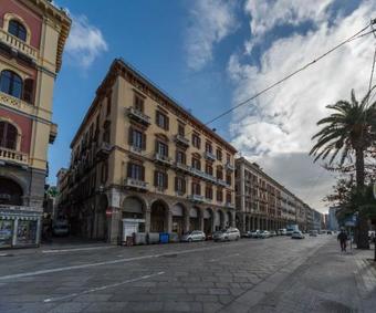 Hostal Relais Del Porto - B&B