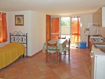 Locazione Turistica Casa Luperini (vad210)