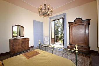 Viagrande Villa Sleeps 8 Wifi