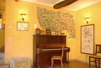 Montebello Villa Sleeps 11 Wifi