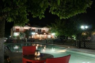 Krikonis Suites Hotel