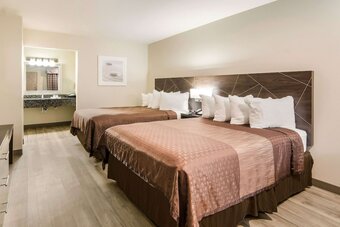 Hotel Quality Inn & Suites Dallas - Cityplace