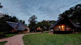 Hotel Bongani Mountain Lodge(.)
