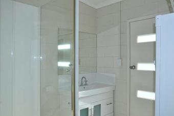 Apartamento 14 Larapinta Court - Two Storey Family Home In A Quiet Street, Close To Swimming Pool & Sports Club