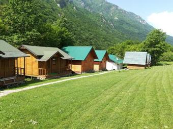 Hotel Rafting Resort Hum