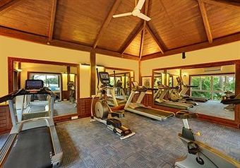 Hotel Mayfair Beach Resort