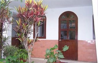 Hostal Las Palmeras Inn