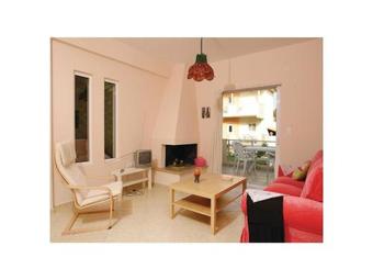 Three-bedroom Holiday Home In Diakopto Achaias