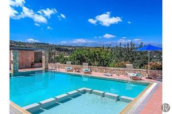 Gavalochori Villa Sleeps 12 Pool Air Con Wifi