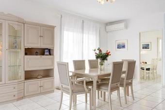 Kaligata Villa Sleeps 7 Pool Air Con Wifi