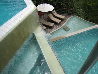 Gaia Hotel & Reserve