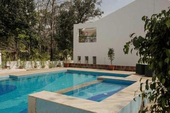 Eko Stay- Tropical Villa