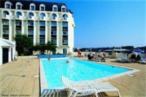 Du Soleil Beach Hotel