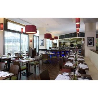 Hotel Courtyard By Marriott Paris Saint Denis