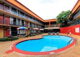 Lexington Hotel University Convention Center