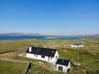 Mannin Bay Beach House