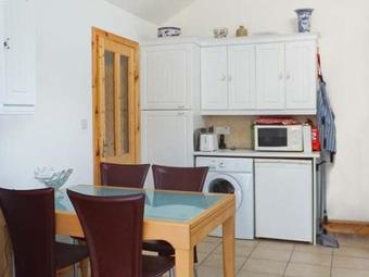 Curris Cottage
