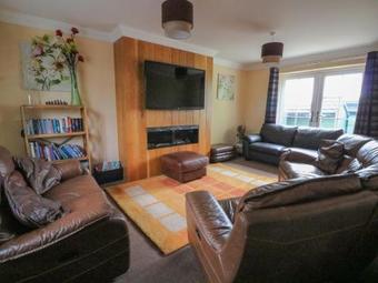 Maes Y Gwaelod, Haverfordwest