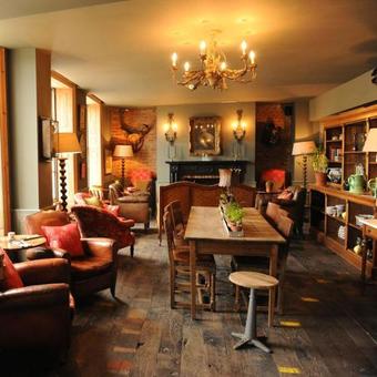 Hotel The Pig-in The Wall