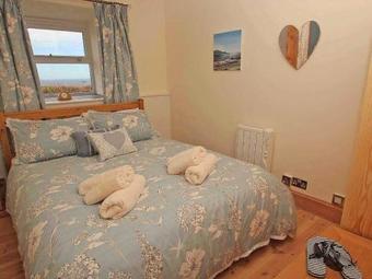 Kerensa Ha-kres, Sennen