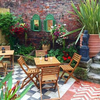 Hotel Ye Spotted Dogge