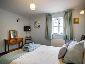 Oakmead, Moreton In Marsh