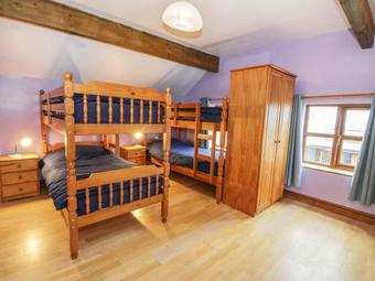 Ddol Helyg Farmhouse