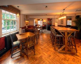 Posada Angel @ Kingst