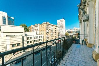 Vip Apartment Near Olympic Stadium