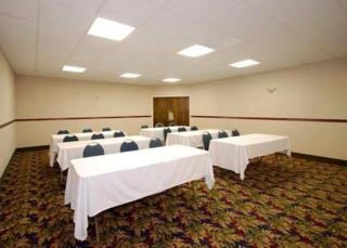 Hotel Quality Inn & Suites