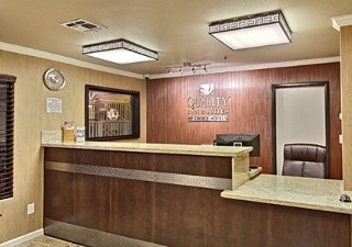 Hotel Quality Inn & Suites