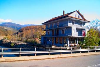 Hotel & Coffee "bardhoshi"