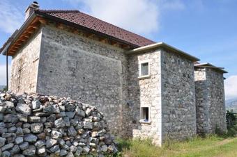 Hostal Bujtina Gjana