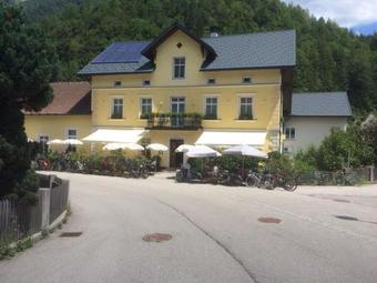 Hotel Rettensteinerhof Wirtshaus Hilbinger