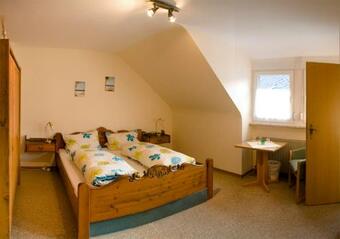 Hostal G�stehaus K�hn's Weinschenke