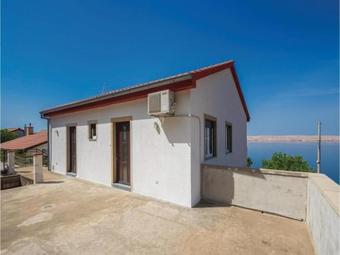 One-bedroom Apartment In Baric Draga