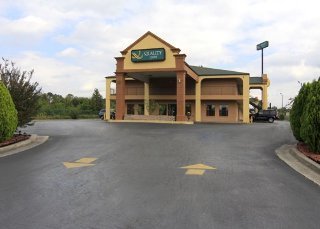 Hotel Quality Inn Adairsville