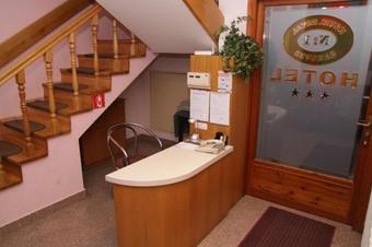 Hostal Guest House Royal