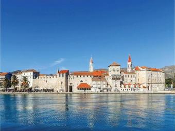 Apartment Trogir Sv.lazara