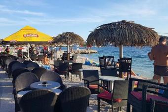 Apartments By The Sea Okrug Gornji (ciovo) - 9469