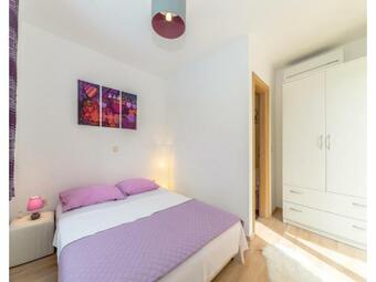 Four-bedroom Holiday Home With Sea View In Zadar