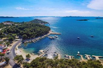 Apartments By The Sea Drage (biograd) - 15536