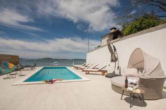 Hostal Villa Perina