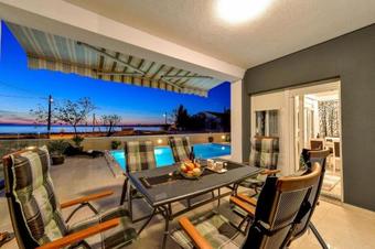 Apartments Kneza Branimira