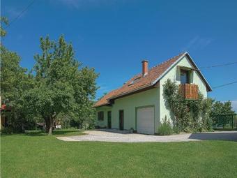 One-bedroom Holiday Home In Strigova