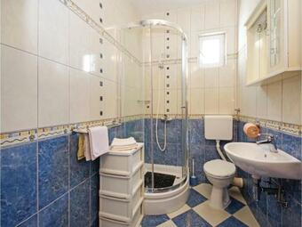 Apartment Sucuraj 07