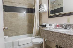 Hotel Econo Lodge Inn & Suites