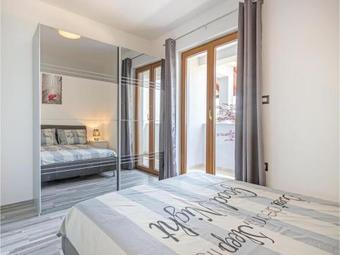 Three-bedroom Holiday Home In Svetvincenat