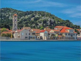 One-bedroom Apartment In Tisno