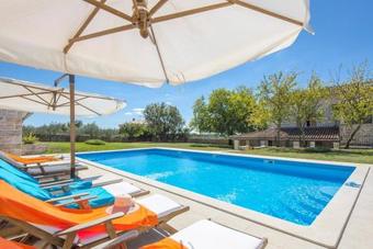 Zgrabljici Villa Sleeps 10 Pool Air Con Wifi